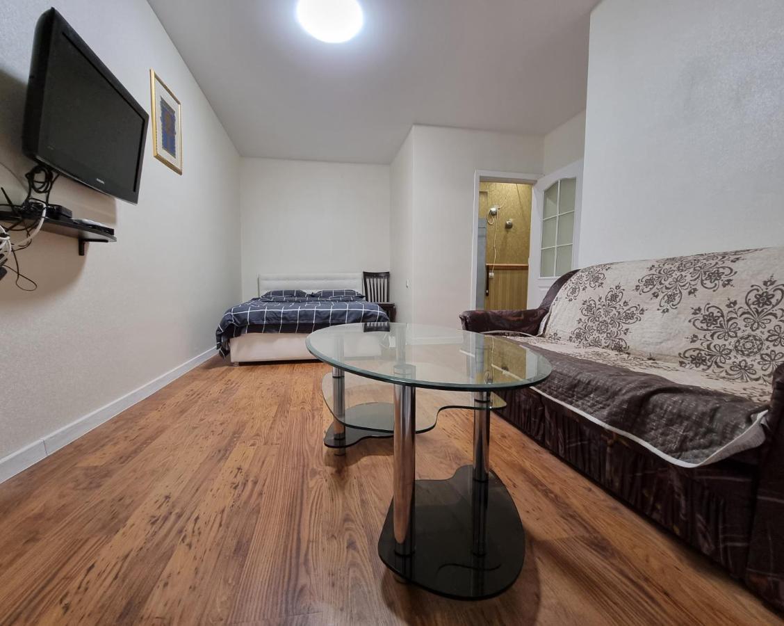 Pobedy Flat Apartment Kyiv